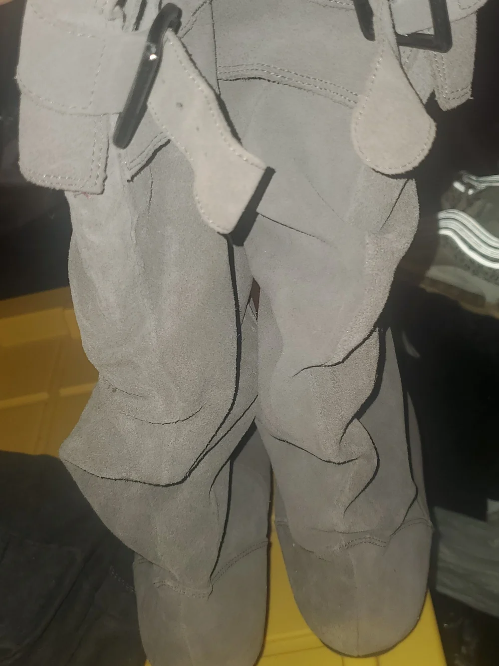 Bundle-Women’s Suede Boots